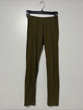 Slim-Fit Women’s Olive Green Leggings